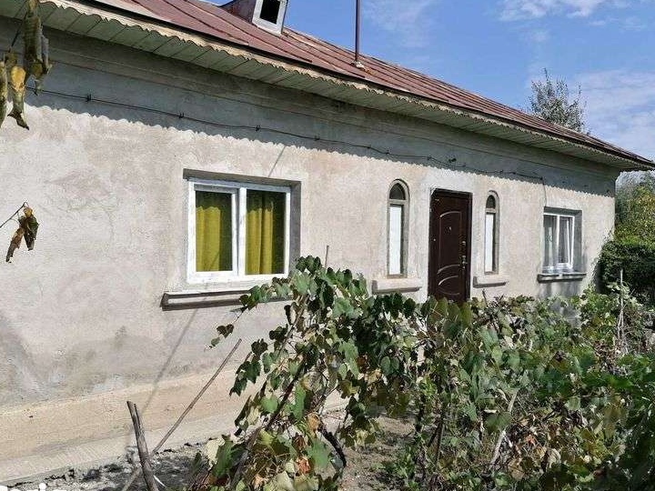Vand/Schimb casa in Olteni