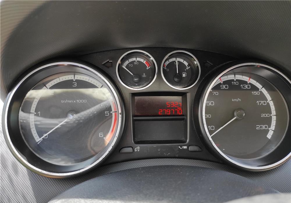 vand,schimb cu GIP 4x4 sau auto cu 7 locuri
