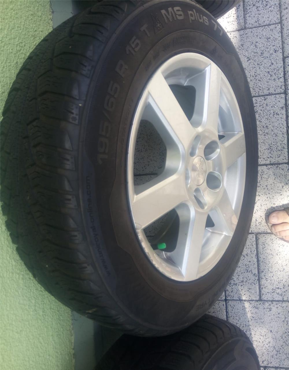 Vand/schimb jante R15 5x112 cu anvelope 195 65 15 ms+ din Germania, aduse recent . Pret 200€