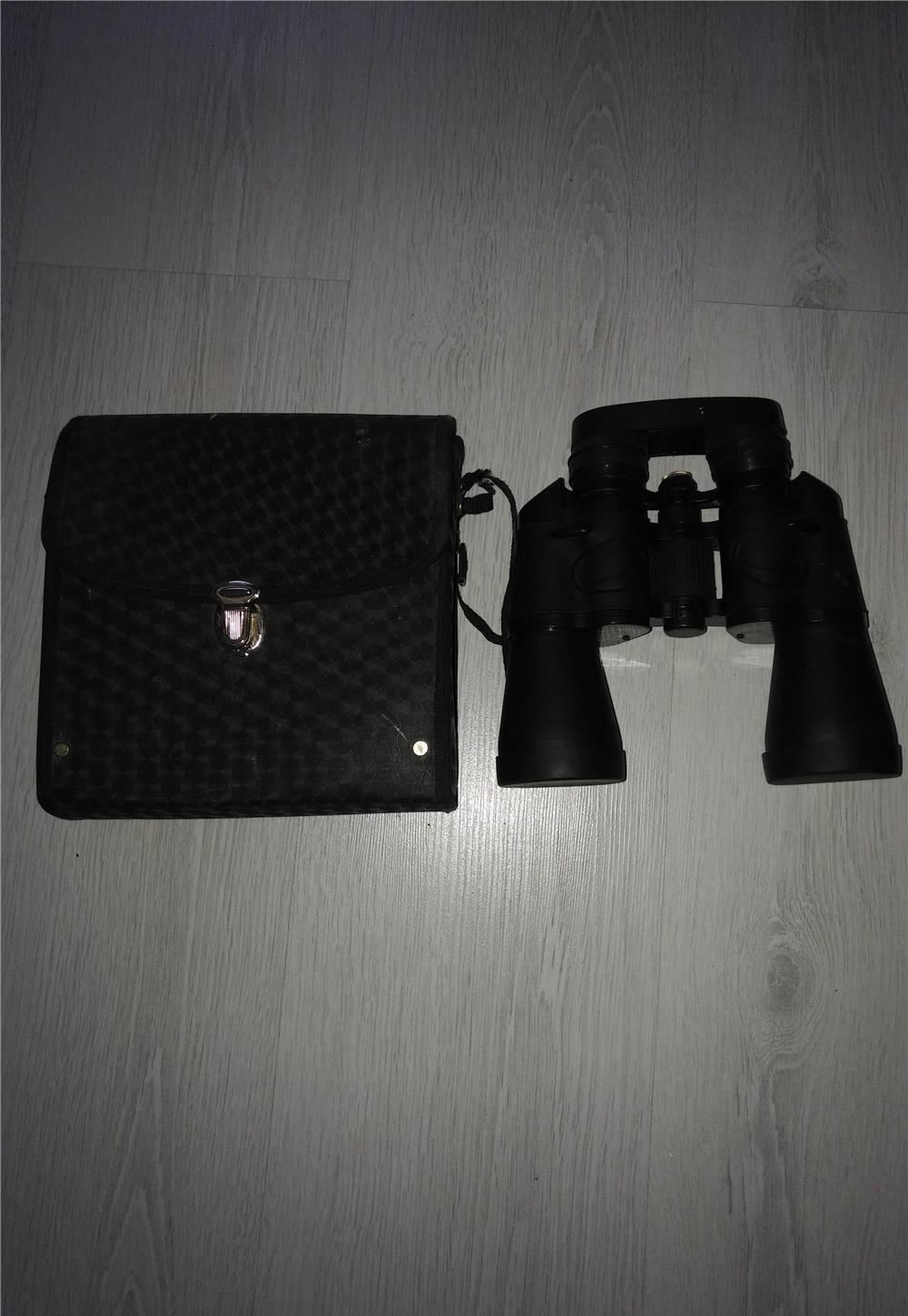 Vand/schimb  lavaliera ,microfon ,boxa ,masina fum , dvd