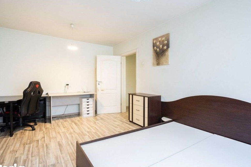 Vanzare 2 camere la cheie - bl. 1978, Metrou Favorit, comision 0%