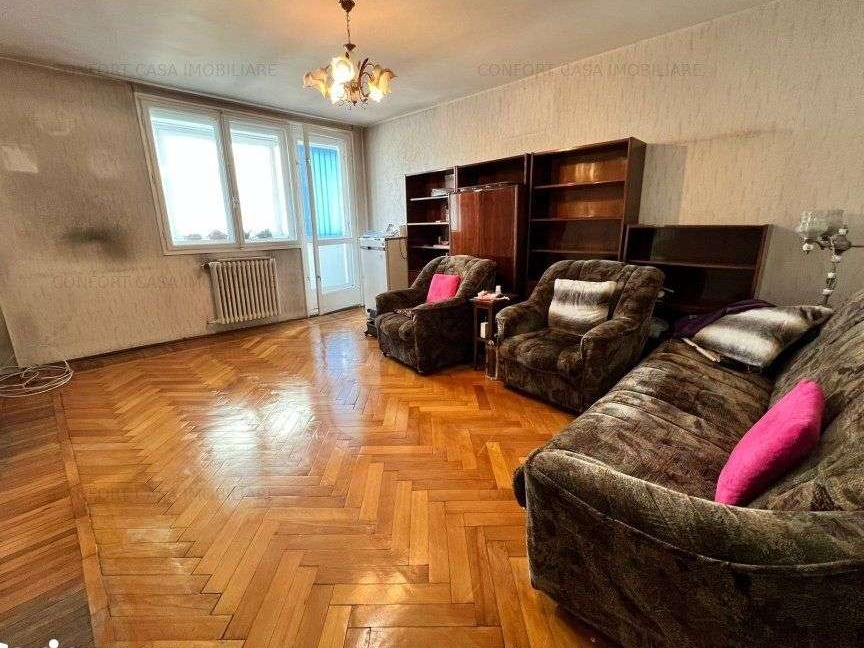 Vanzare 3 camere Gara de Nord- Metrou