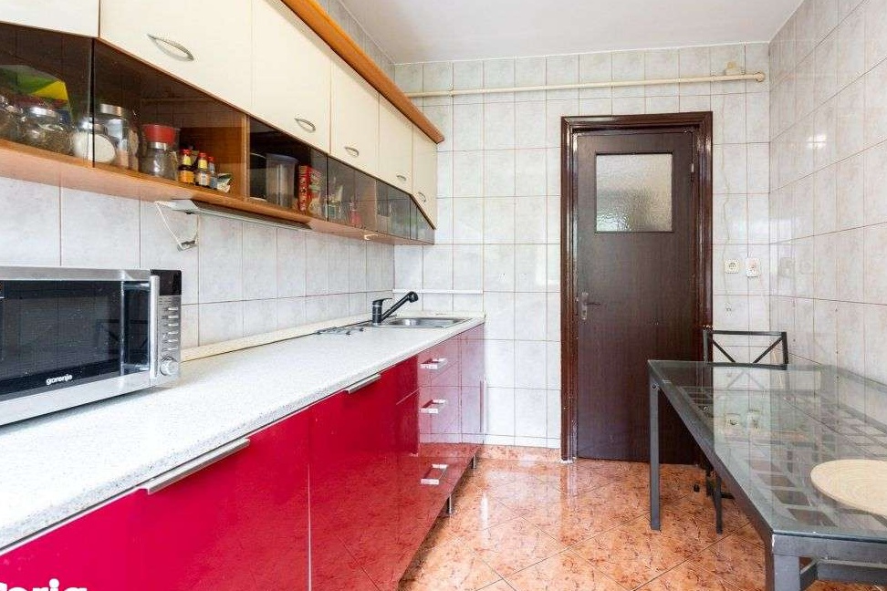 Vanzare 3 camere - Parc Drumul Taberei - metrou Raul Doamnei, bloc din
