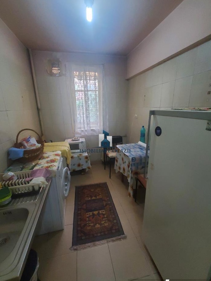Vanzare Apartament 2 camere Semidecomandat Bld. Brancoveanu-Secuilor