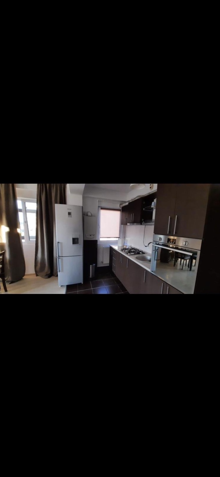 Vanzare apartament 3 camere