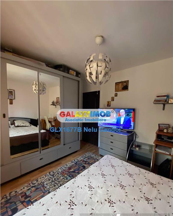 VANZARE APARTAMENT 3 CAMERE 13 SEPTEMBRIE