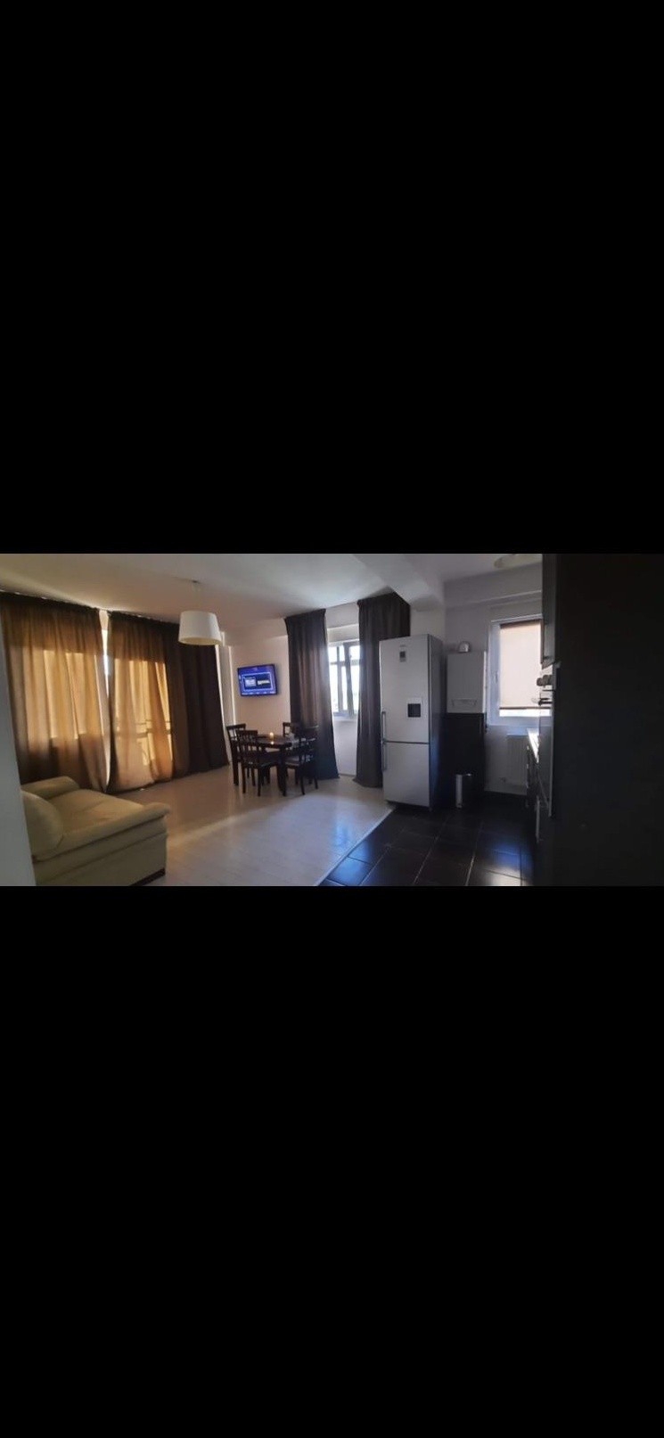 Vanzare apartament 3 camere