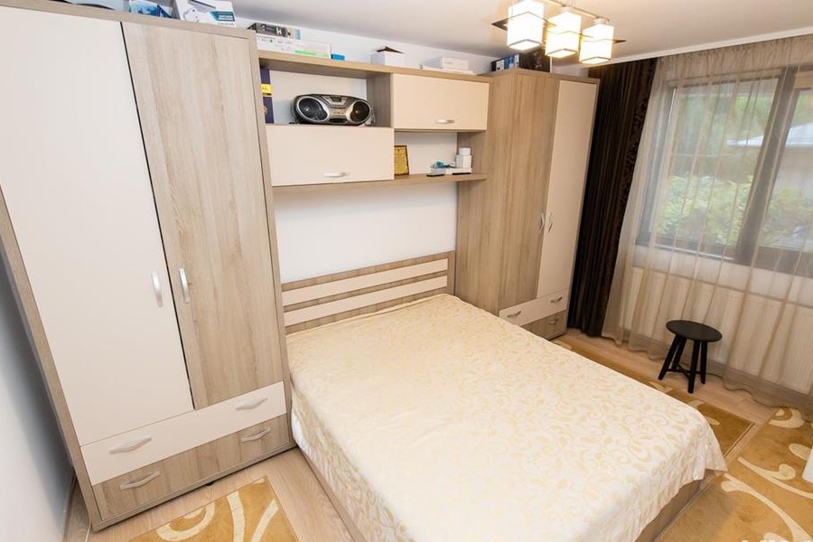 Vanzare apartament 3 camere Bucurestii Noi - loc de parcare inclus