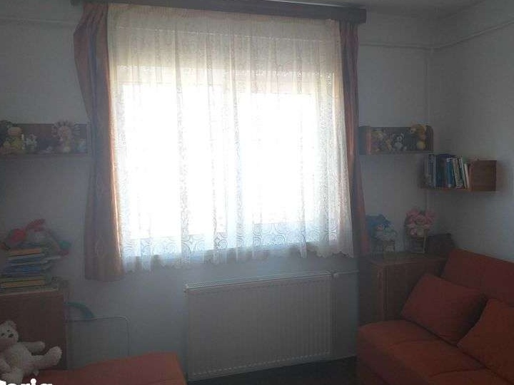 Vanzare apartament 3 camere Ploiesti