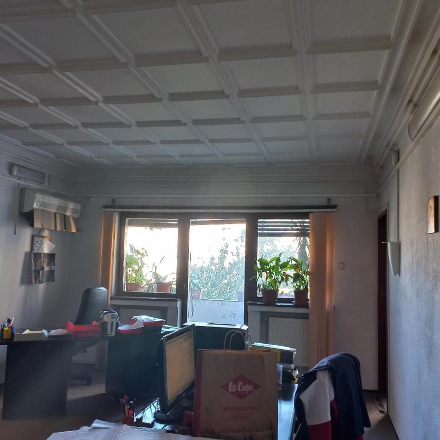 Vanzare apartament 3 camere ultacentral, vis-a-vis hotel Intercontinental si Teatrul National
