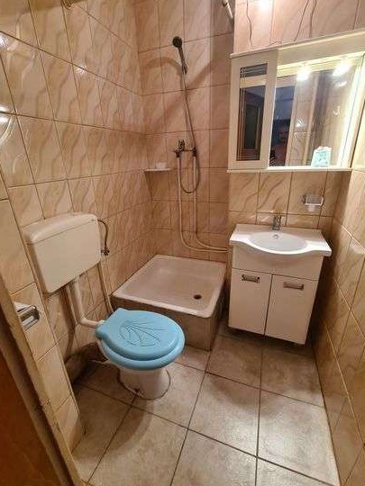 Vânzare apartament 4 camere decomandat confort 1 Rahova