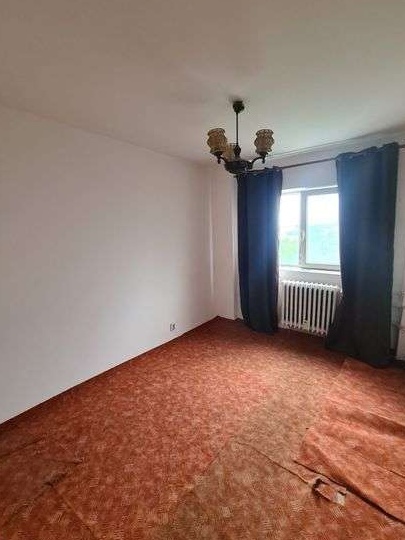 Vânzare apartament 4 camere decomandat confort 1 Rahova