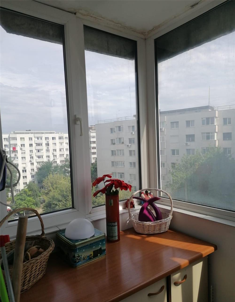 Vanzare apartament 4 camere zona Metrou Dristor