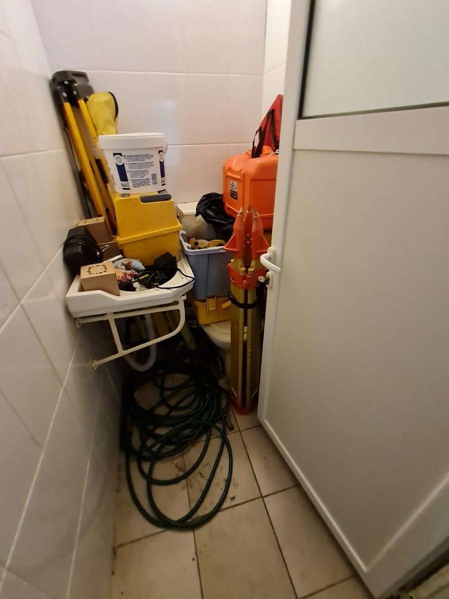Vânzare apartament amenajat ca SPATIU COMERCIAL