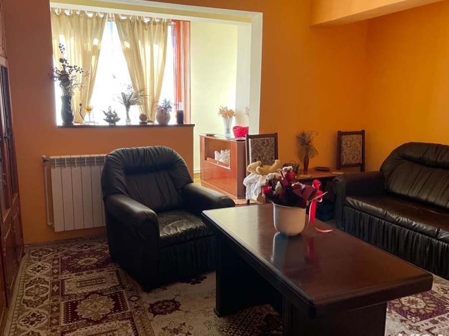 Vanzare apatament decomandat 2 camere (64mp)