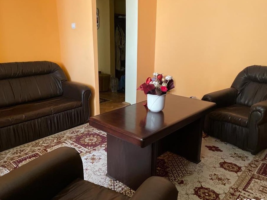 Vanzare apatament decomandat 2 camere (64mp)