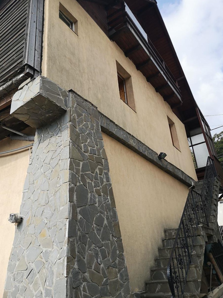 vanzare casa de vacanta in Busteni