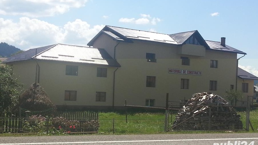 VÂNZARE CLĂDIRE