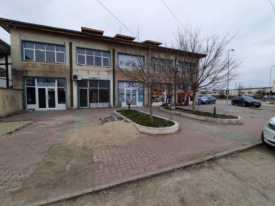 VANZARE Cladire spatii comerciale si birouri P+1E str. Dunarii nr.273, Alexandria