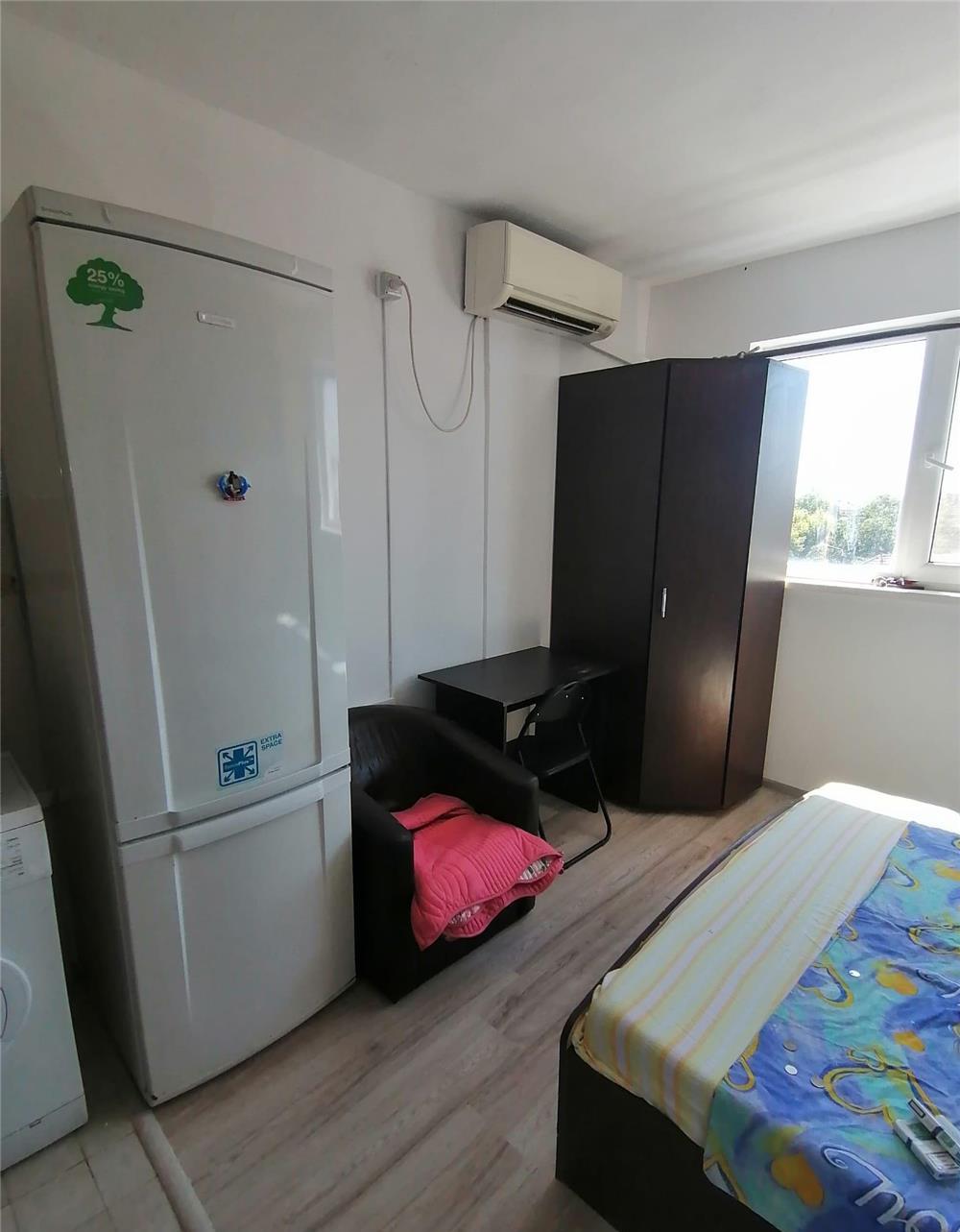 vanzare  garsoniera  suprafata 18 mp  zona  Complexul Studentesc