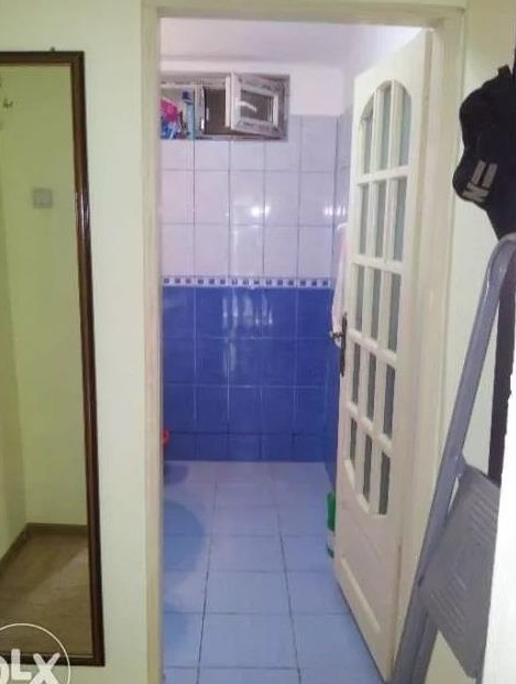 vanzare spatiu  comercial ( hala) + Casa (1000   lunar venit)
