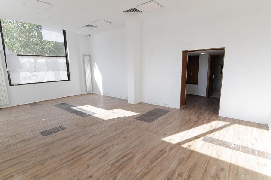 Vanzare Spatiu Comercial Timpuri Noi