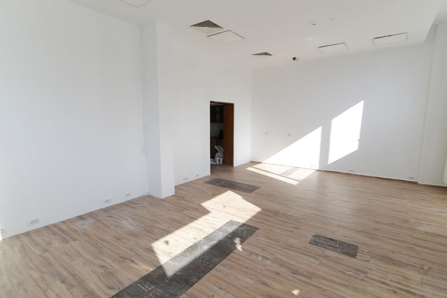 Vanzare Spatiu Comercial Timpuri Noi