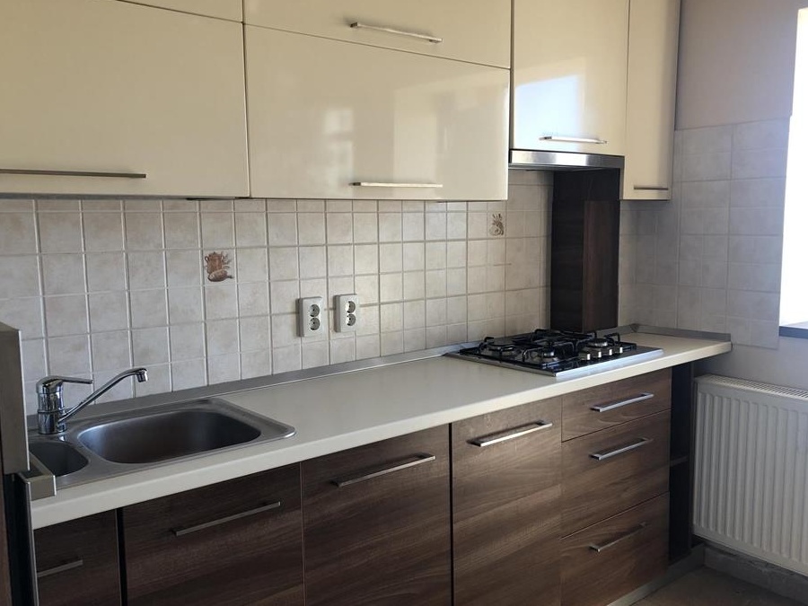 VÂNZARE zona Stefan cel Mare 2 camere - energie bună