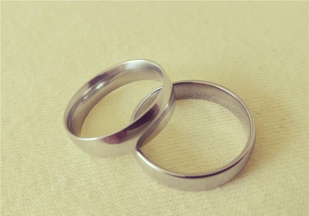 Verighete unisex culoare silver, diametru 21 mm(2,1 cm)/22 mm(2,2 cm), latime 6 mm