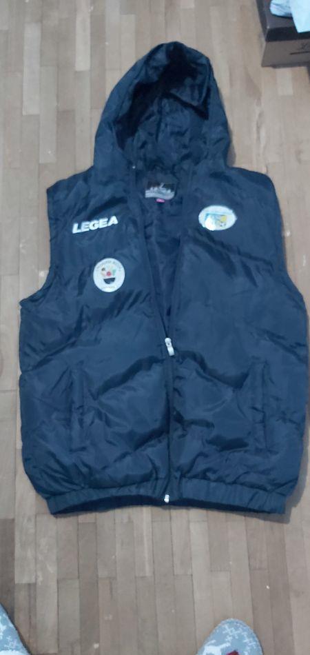 Vesta  matlasată cu gluga de bărbați marca originală LEGEA