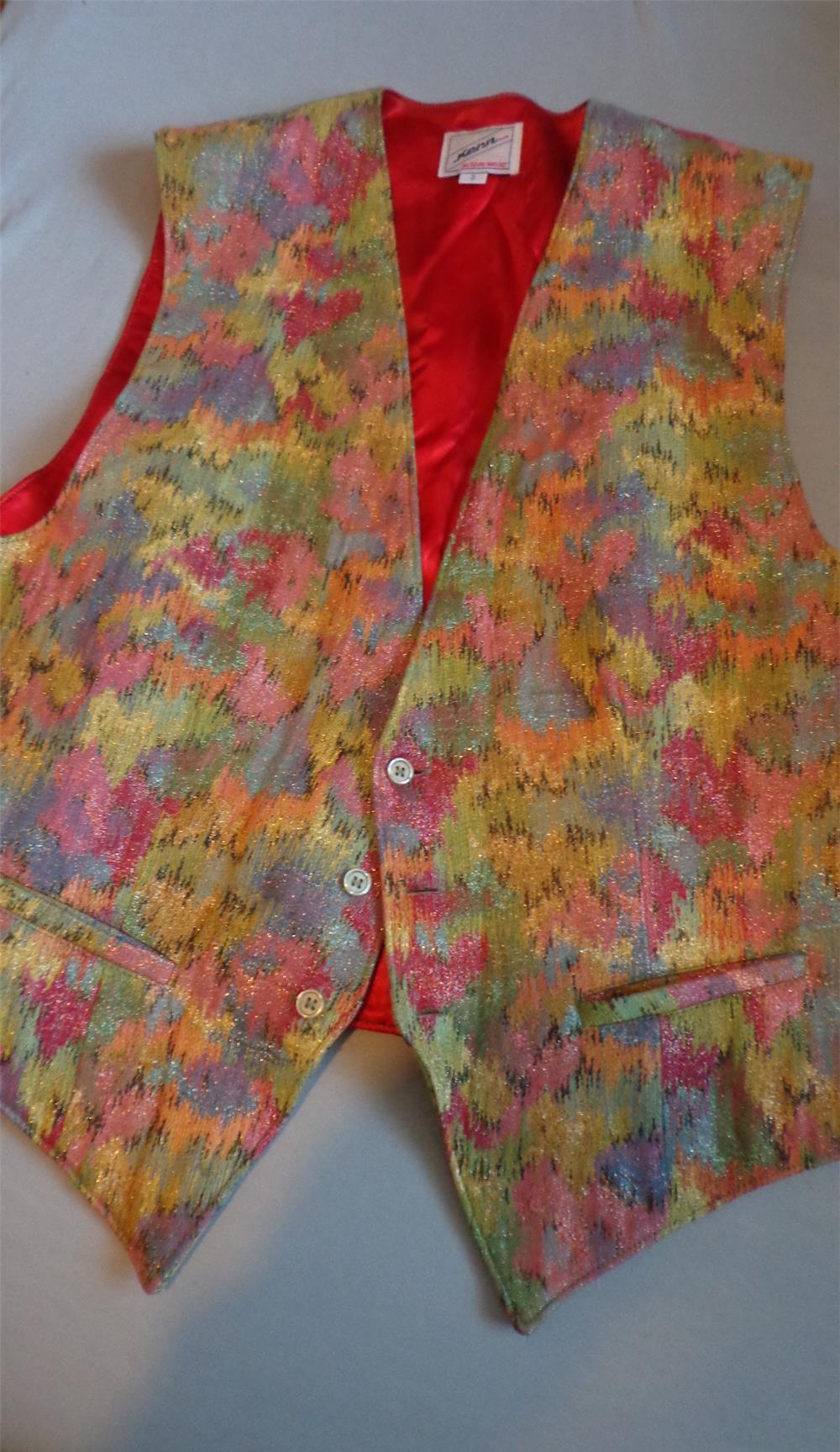 vesta  vesela si eleganta  M