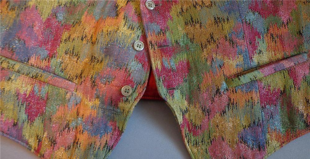 vesta  vesela si eleganta  M