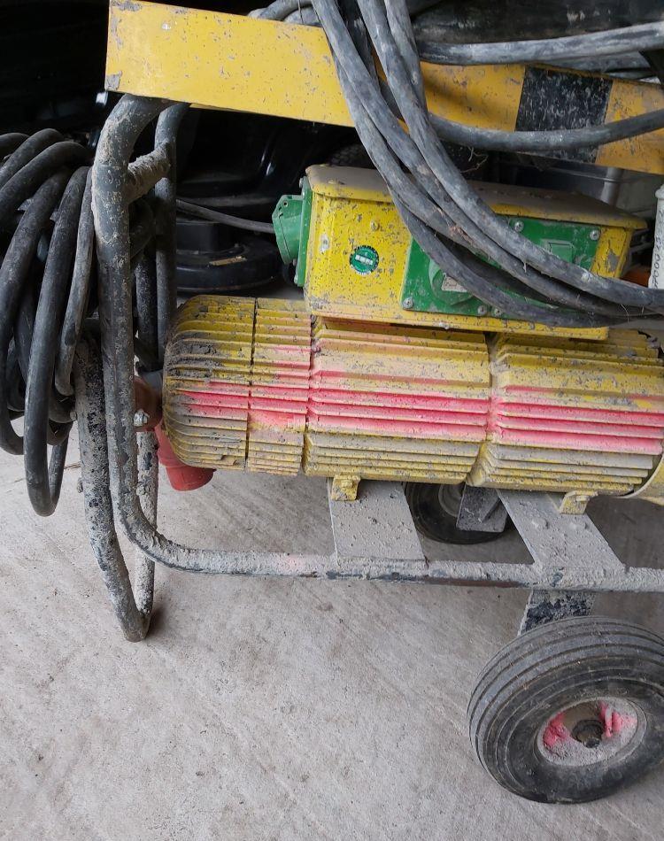 vibrator beton