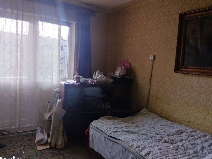 Victoriei - langa Facultate, apartament 3 camere, etaj 3!