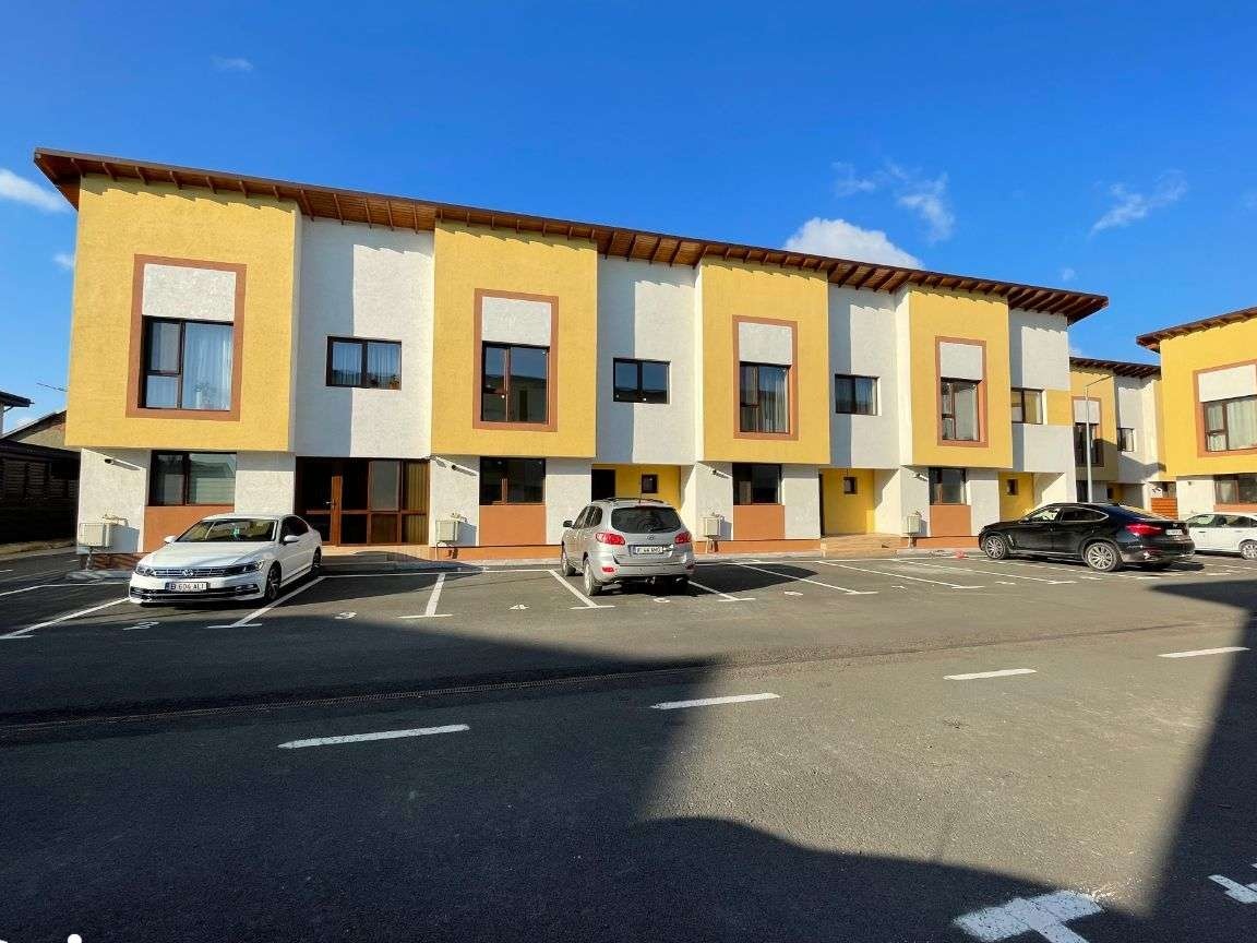 Vila 4 camere tip duplex de vanzare in Dobroesti