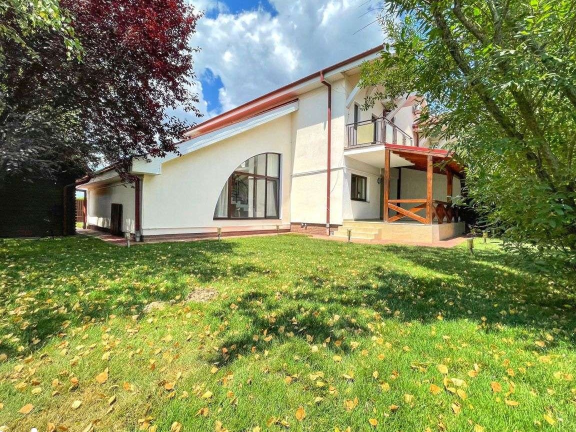 Vila 5 camere | Teren 400 MP | Complex privat | Pipera