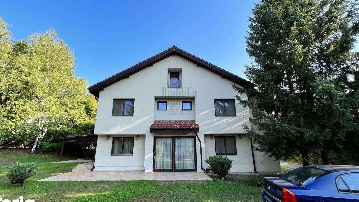 VILA 7 CAMERE, MOBILATA IN PIPERA DISPONIBILA DE LA 01 OCT 2022