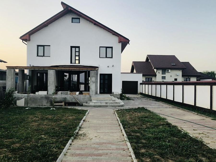 Vila cartier rezidential General Argesanu, Slatioara, OLT