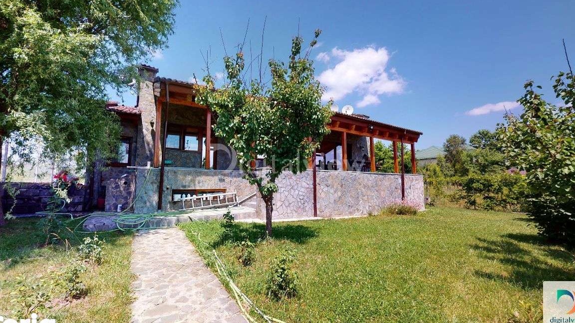 Vila cu iesire directa la lac - Dumbraveni - 0% comision