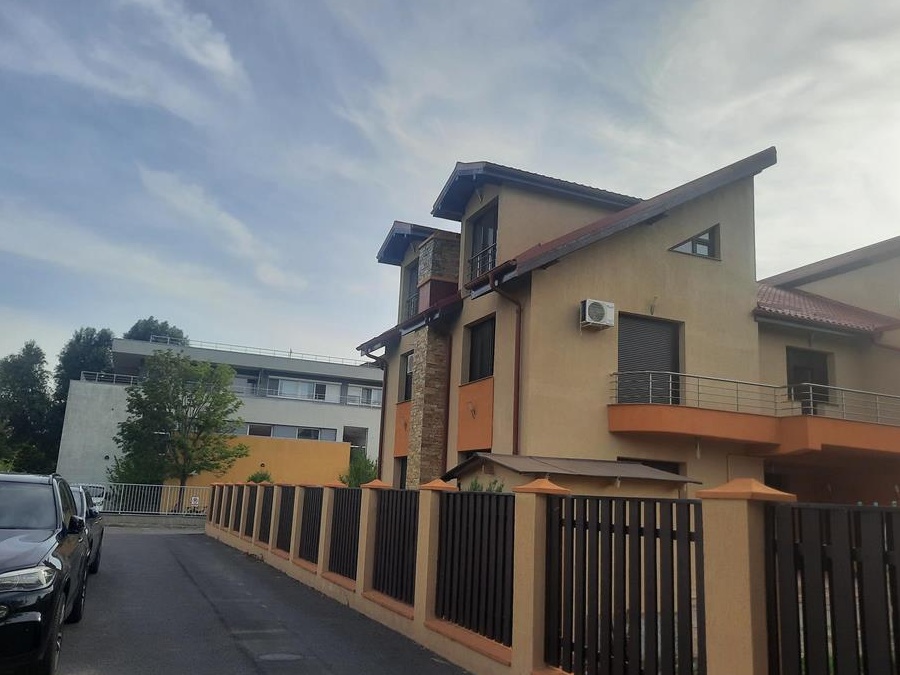 Vila de inchiriat Sisesti-Jandarmeriei