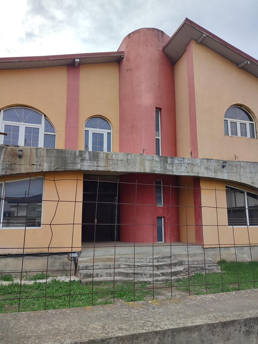 Vilă de închiriere sau vânzare