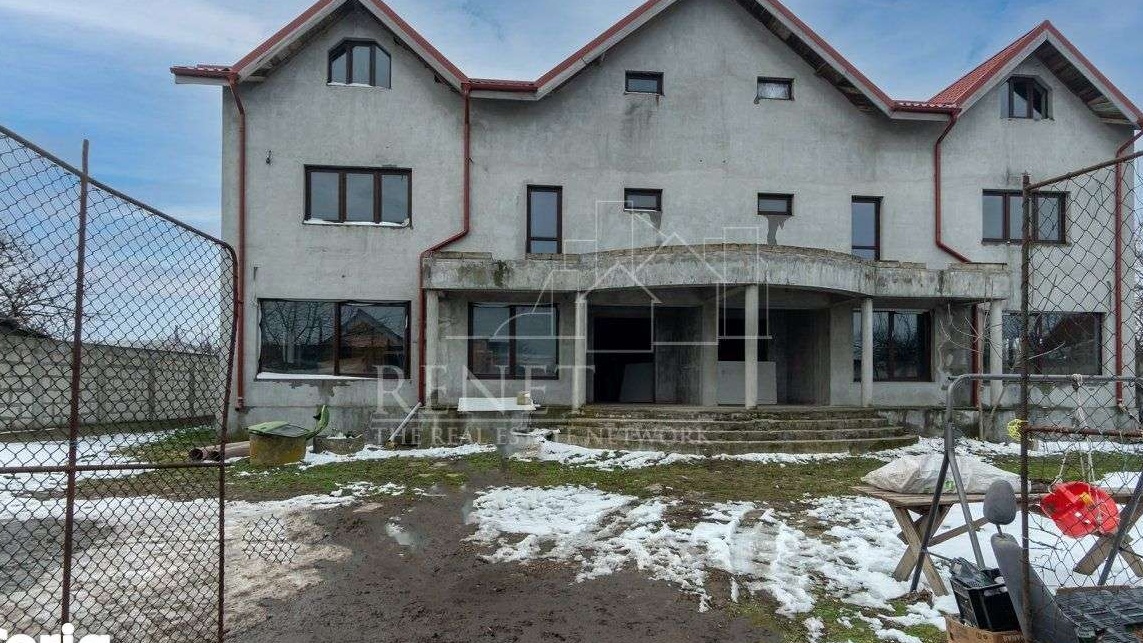 Vila Duplex spatioasa si bine compartimentata in Glina