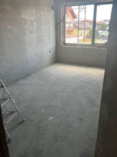 Vilă Ghimbav cu garaj . Segmentul premium