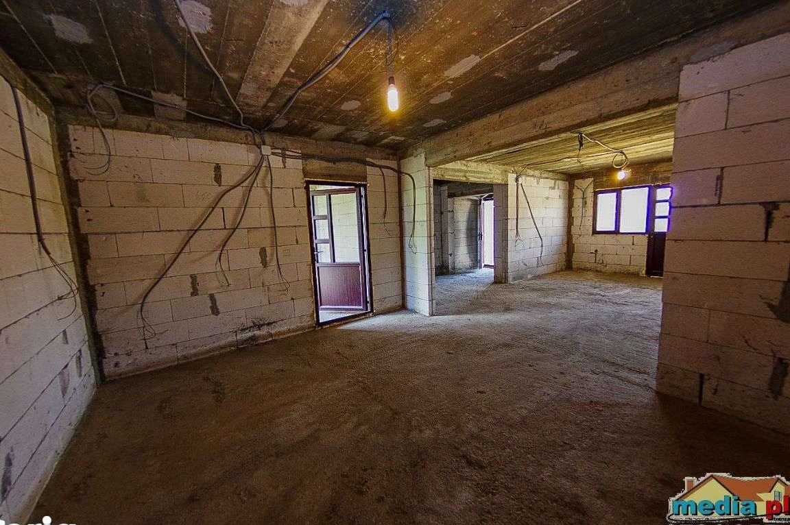 Vila in constructie Vanatori