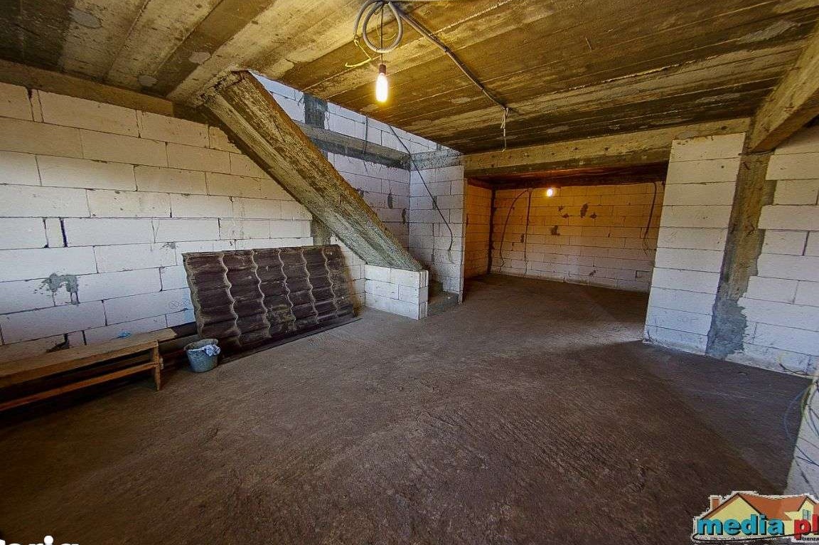 Vila in constructie Vanatori