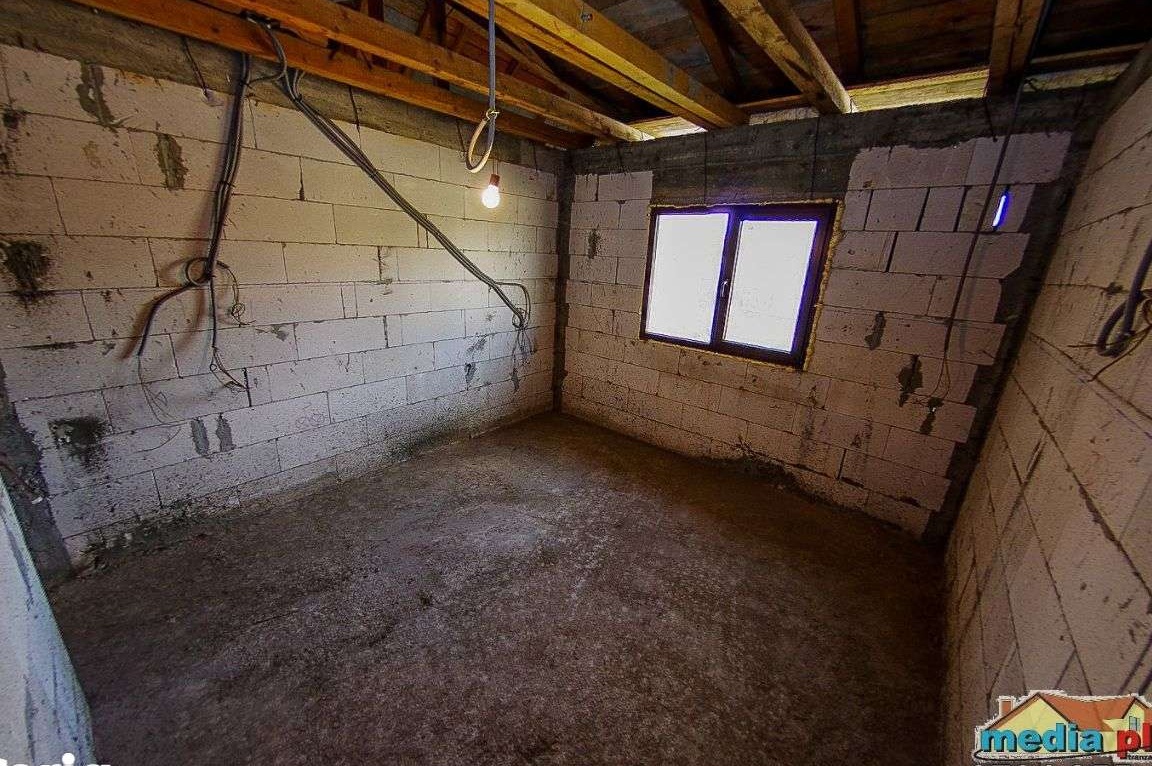 Vila in constructie Vanatori