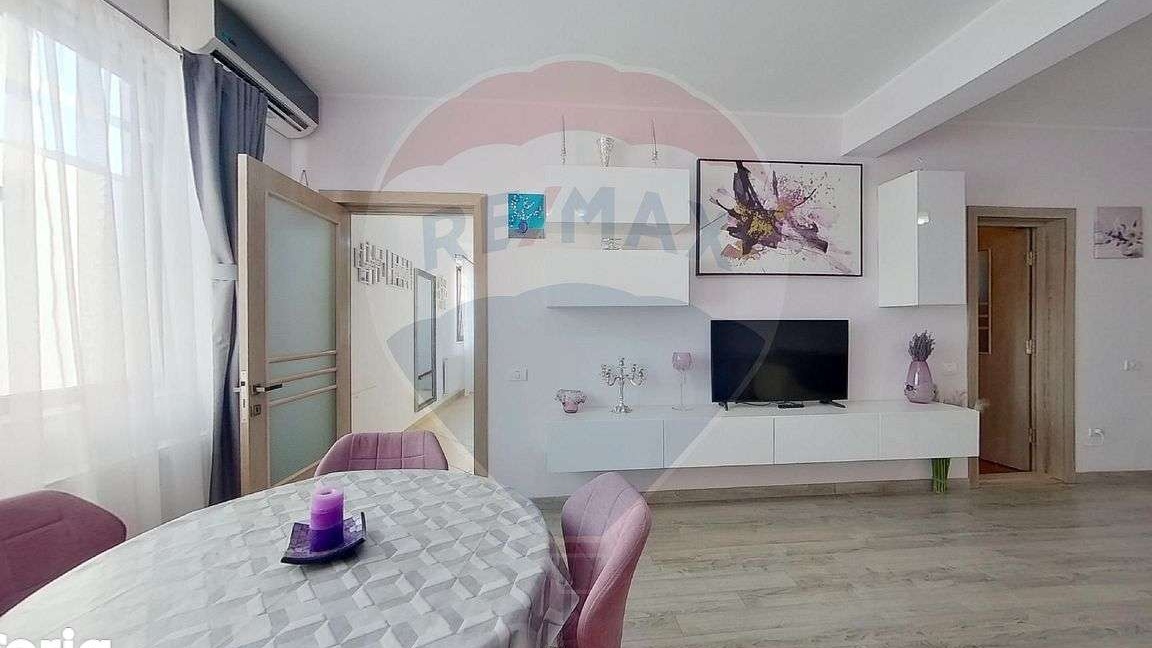 Vilă în zona Kamsas, acces stradal, pretabila rezidential & comercial