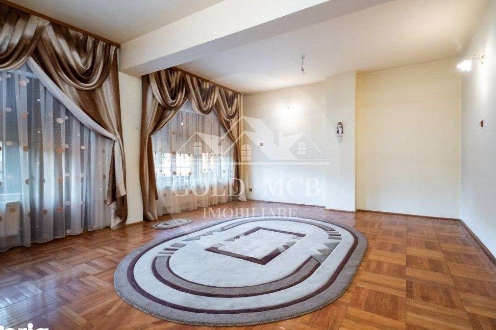 Vila  Ion Mihalache -metrou -9 camere pretabila 2 familii
