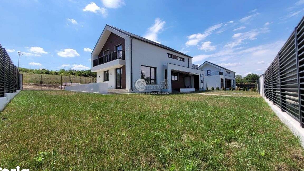 Vila moderna de vanzare in Tomesti