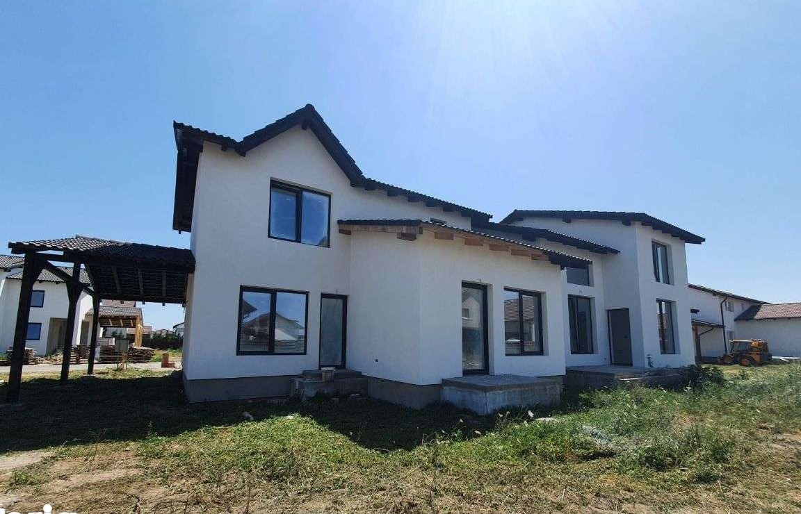 Vila noua de vanzare in Via Carmina, Vladimirescu, Arad (comision 0)